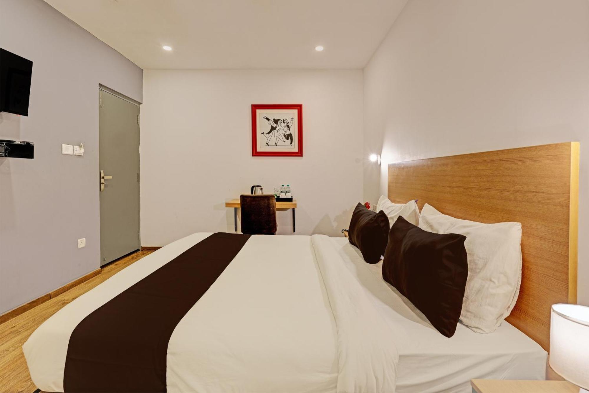 Super Townhouse Ramamurthy Nagar Formerly Navya International Bangalore Exterior photo